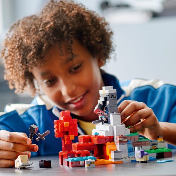 LEGO® 21172 Minecraft Das zerstörte Portal - Image 2