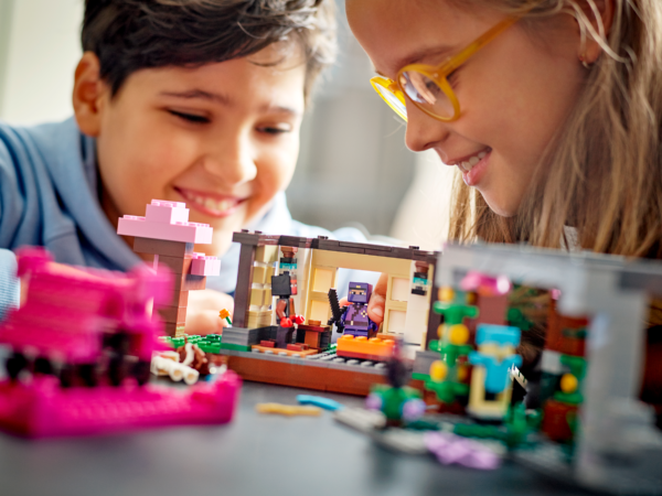 LEGO® 21183 Minecraft Das Trainingsgelände - Image 6