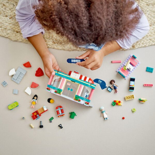 LEGO® 41728 Restaurant - Image 5