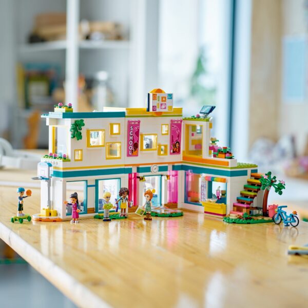 LEGO® 41731 Internationale Schule - Image 5