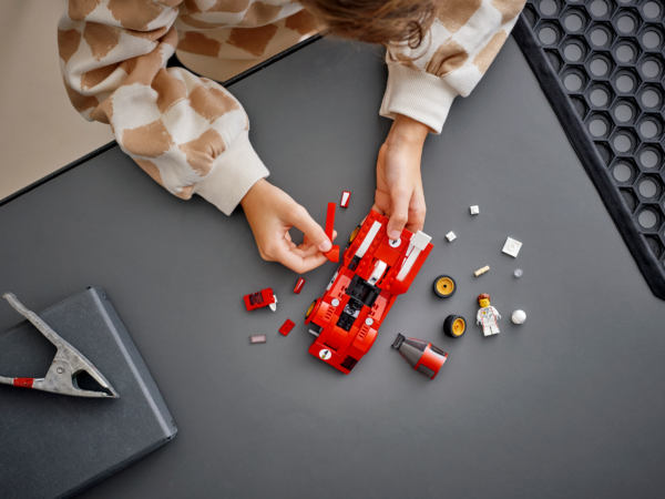 LEGO® 76906 Speed Champions 1970 Ferrari 512 M - Image 3